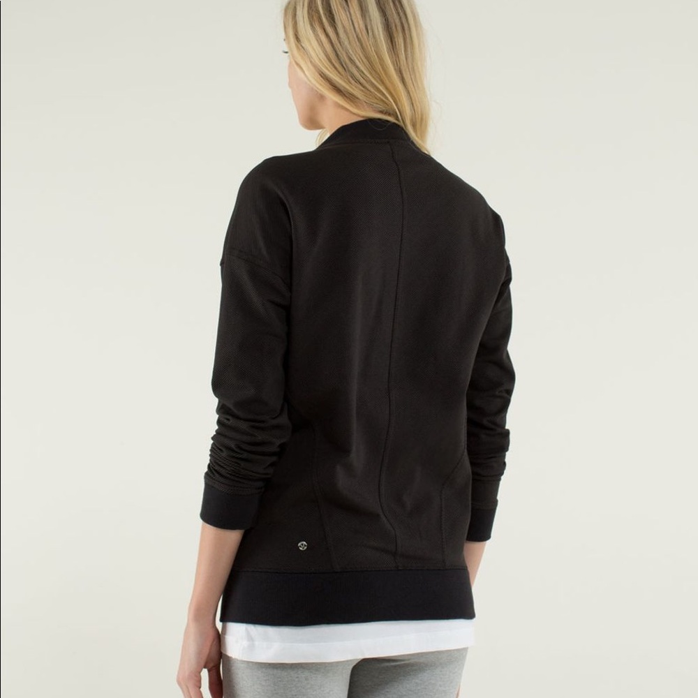LULULEMON MULA BUNDLE WRAP - Picture 3 of 10